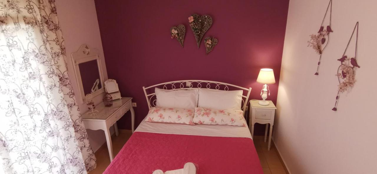 Iris Deluxe Suites 1 Кавала Экстерьер фото