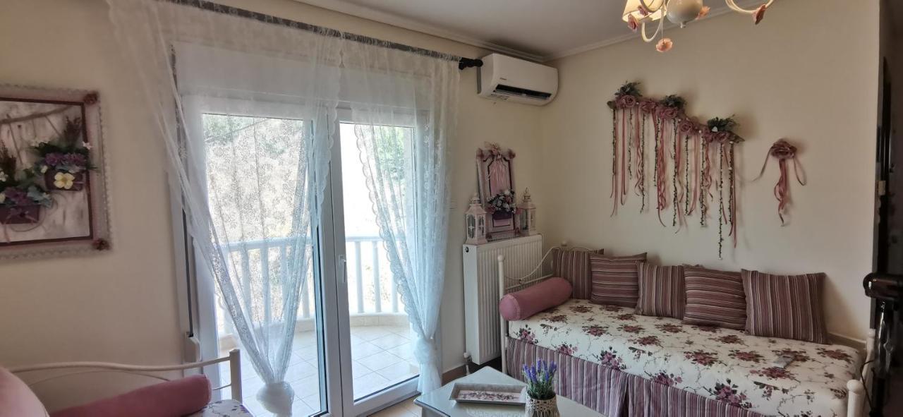 Iris Deluxe Suites 1 Кавала Экстерьер фото